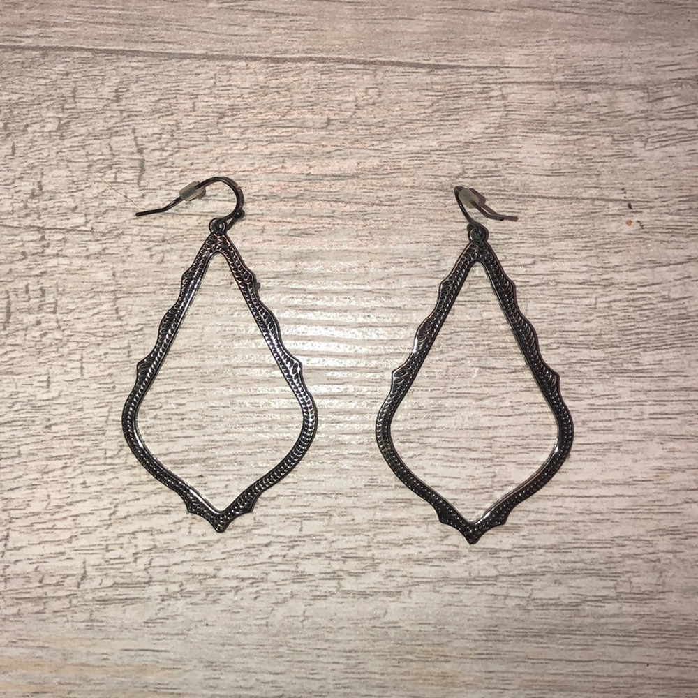 Kendra Scott | Sophee Drop Earrings (Gunmetal)